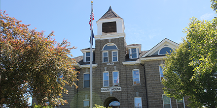 Wallowa courthouse building